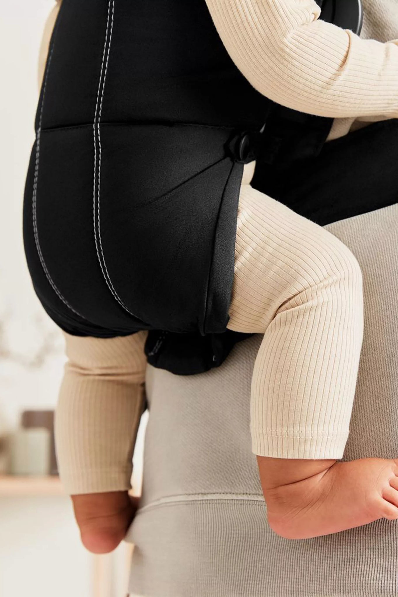 Baby bjorn lumbar support cheap carrier