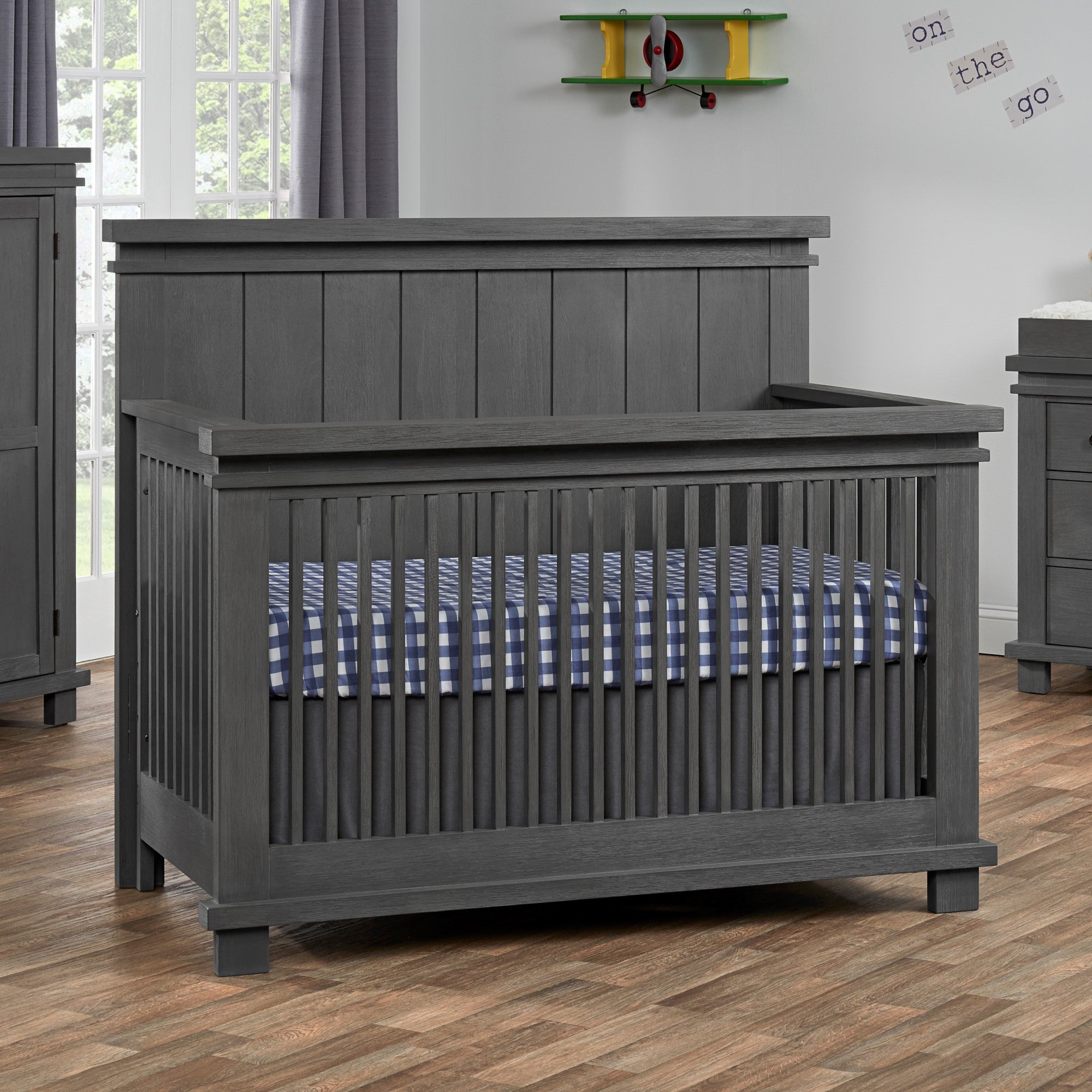 Soho baby cheap hampton crib stonewash