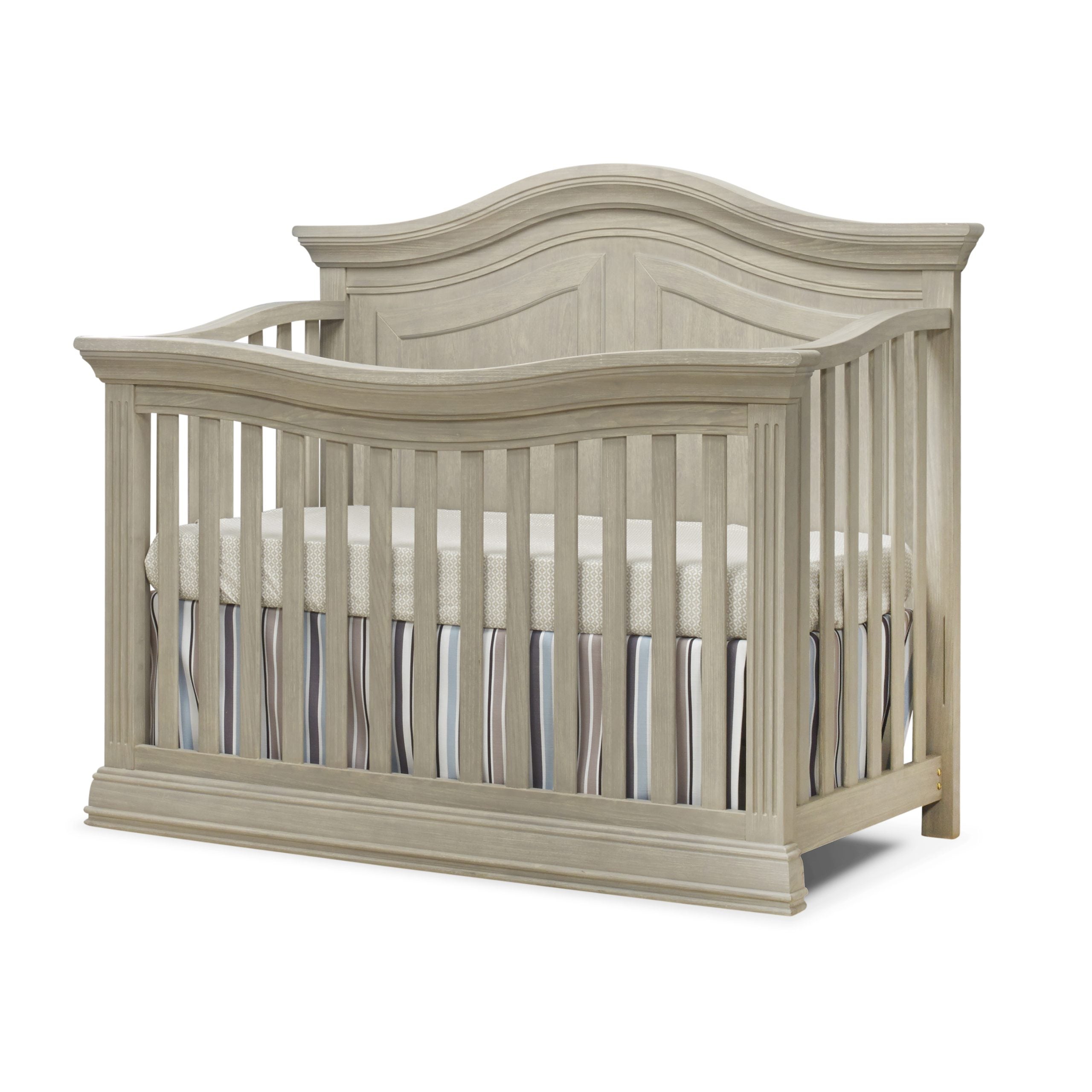 Babies r us outlet cribs with changing table